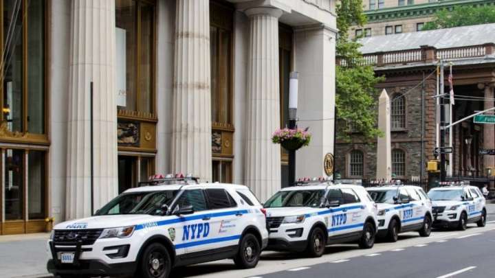 La polémica valla publicitaria que apareció en Times Square tras la victoria del musulmán Zohran Mamdani
