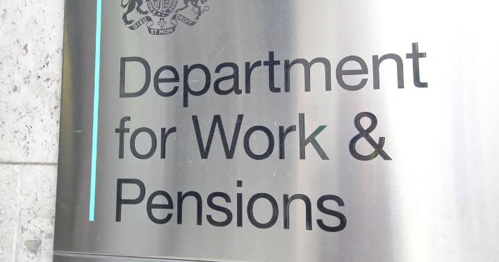 People on benefits handed £312 boost on Wednesday 