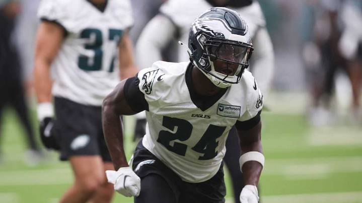 Vic Fangio gives ultimate compliment to ‘not a rookie anymore’ Eagles defender