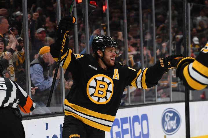 David Pastrnak injury: Bruins coach announces forward won't face Rangers