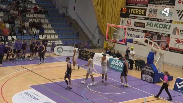 Lobe Huesca la Magia despilfarra un primer cuarto exuberante en casa del líder Gandía (105