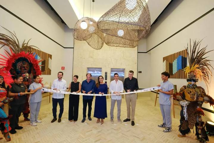 Mara Lezama inaugura el hotel Hyatt Place Cancún Airport