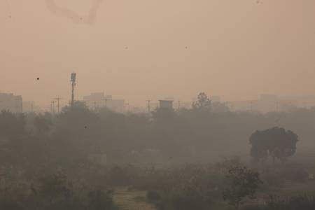 NCR breathes poison as AQI breaches 400 mark in several places