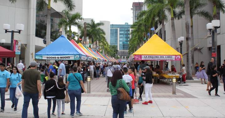 Programación de la Feria del Libro de Miami este lunes