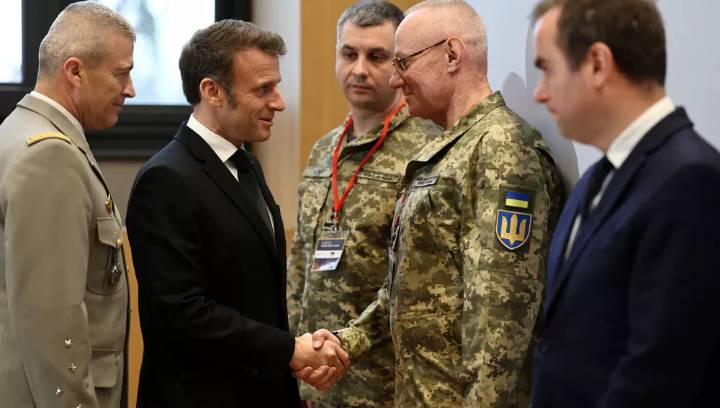 Francia implementará un servicio militar voluntario para reforzar su defensa ante Rusia