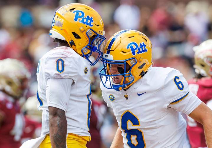 Joe Starkey: Pitt’s star quarterback gives Pat Narduzzi a fighting chance for his best season