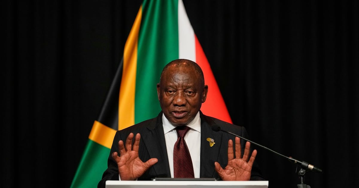 Leavitt snaps at South Africa leader for 'running his mouth'