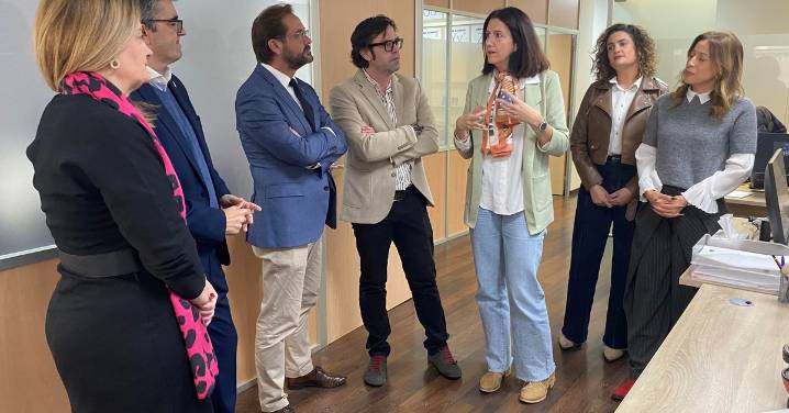 La Junta renueva la unidad de atención sociolaboral para mujeres víctimas de violencia de género en Granada