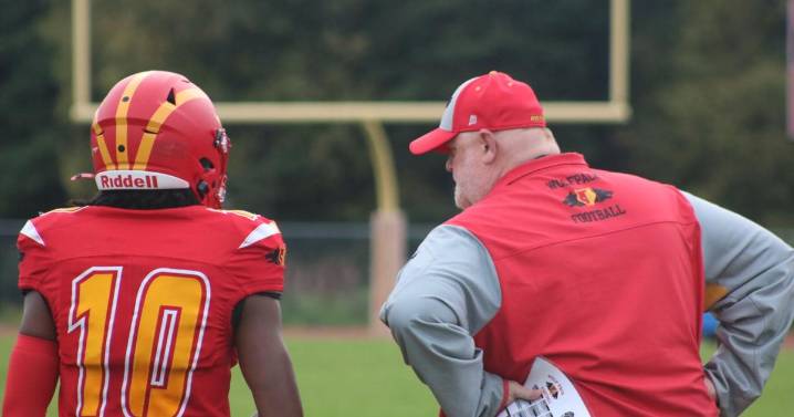 West Valley football coach David Devaughn retires after 26 years
