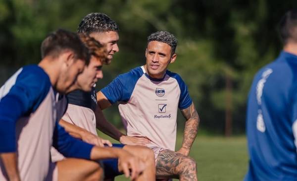 El plantel de Gimnasia levantó la huelga y entrena: reunión con Cowen, pero no fue Agremiados