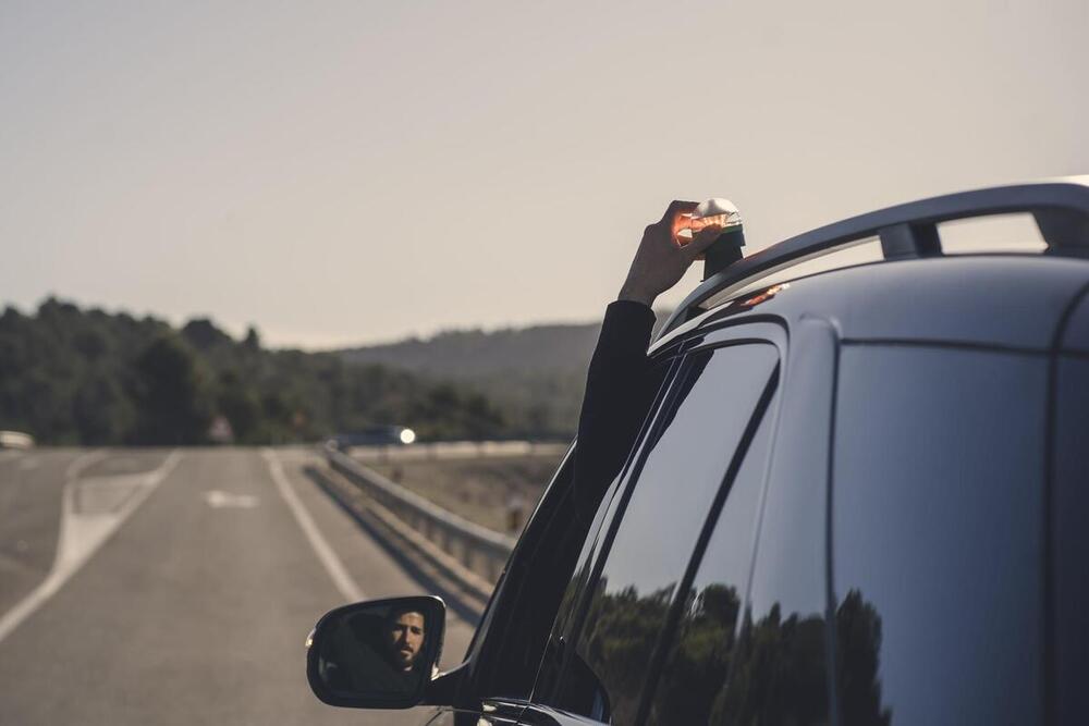 Adiós a los triángulos, hola a la V