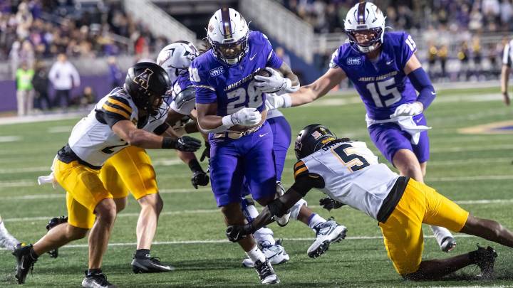 3 Group of Five teams in latest AP Top 25 football rankings