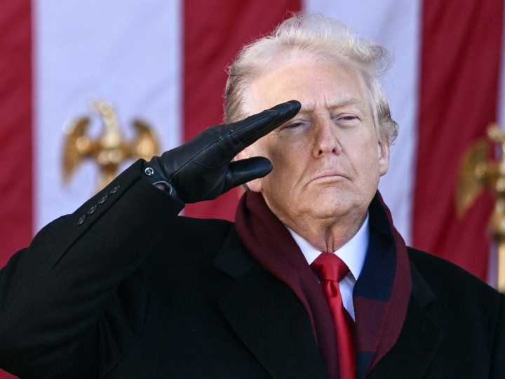 Can Trump dole out $2,000 tariff dividends, direct healthcare payments?