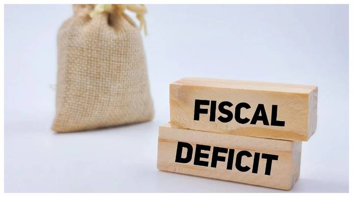 India's Fiscal Deficit For First Six Months Of 2025 At ₹5.73 Lakh Crore, Constituting 36.5% Of The Annual Budget Estimate