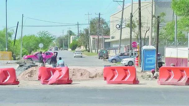 Bloquean a los vecinos trabajos inconclusos