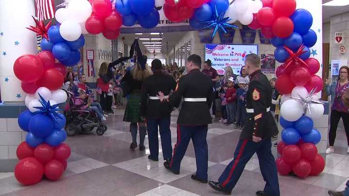 Pleasant Valley students honor veterans with heartfelt parade