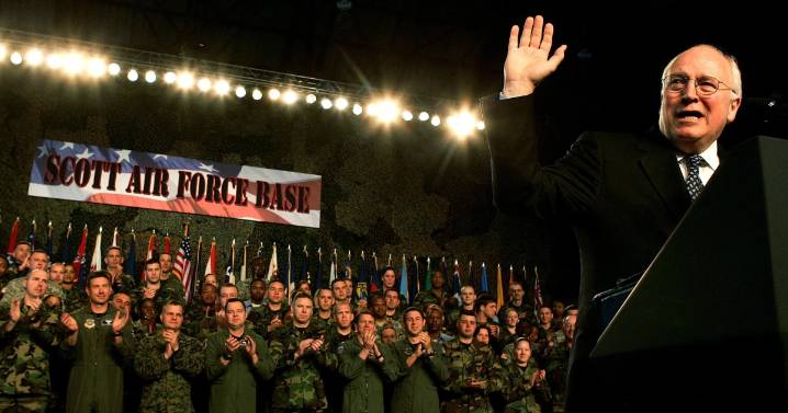Adiós a Dick Cheney: muere el exvicepresidente que impulsó la invasión a Iraq en 2003