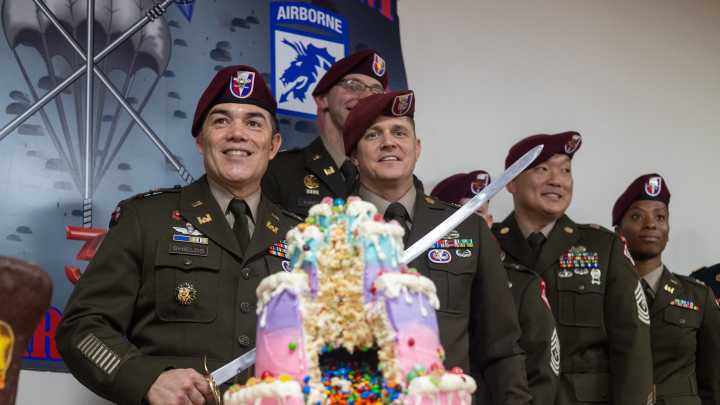 See 15 images from Fort Bragg's Thanksgiving in the dining facilities