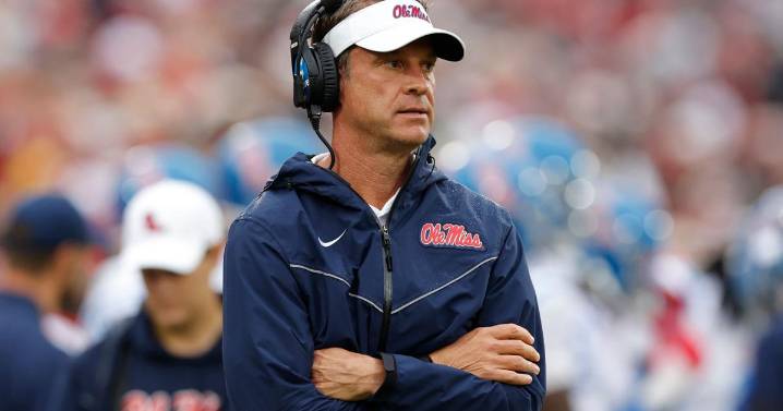 Lane Kiffin to the Swamp? The buzz surrounding the Ole Miss coach creates a subplot to the game