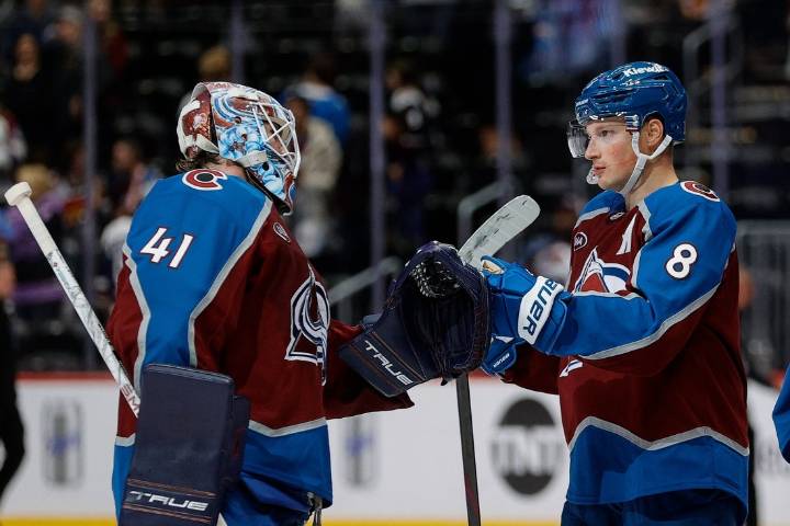 Deadspin | Scott Wedgewood's surge fuels Avalanche entering Rangers' visit