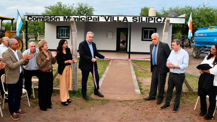 Los ministros Niccolai y Barbur inauguraron obras y entregaron viviendas sociales…