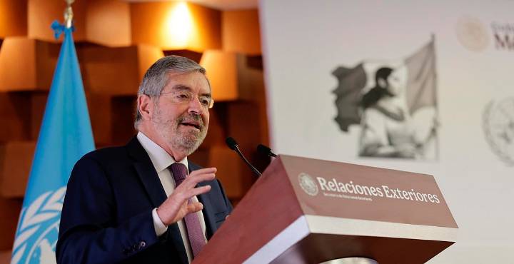 Juan Ramón de la Fuente representará a México en cumbre CELAC