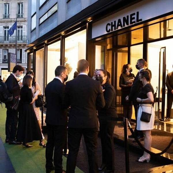 Chanel’s Avenue Montaigne boutique still closed after foiled weekend robbery in Paris