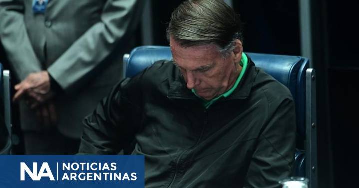 Corte Suprema: Bolsonaro intentó romper su tobillera electrónica para fugarse