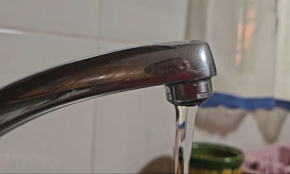 El PSOE denuncia “abandono” en La Paca por la falta de obras y presión de agua y el Gobierno de Lorca responde: “El sello del PSOE fue la dejadez”