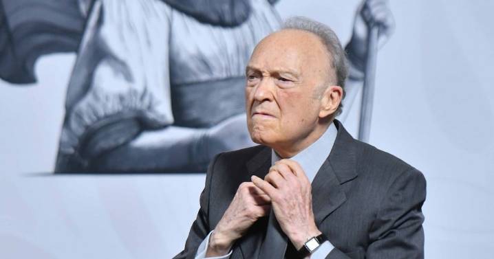 ‘Una nueva tarea que me honra’: ¿Qué dice la carta con la que Gertz Manero se retira de la Fiscalía?