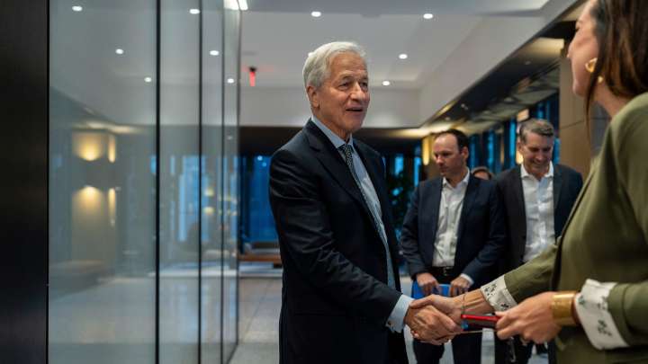 JPMorgan Chase to move into new Hudson's office building