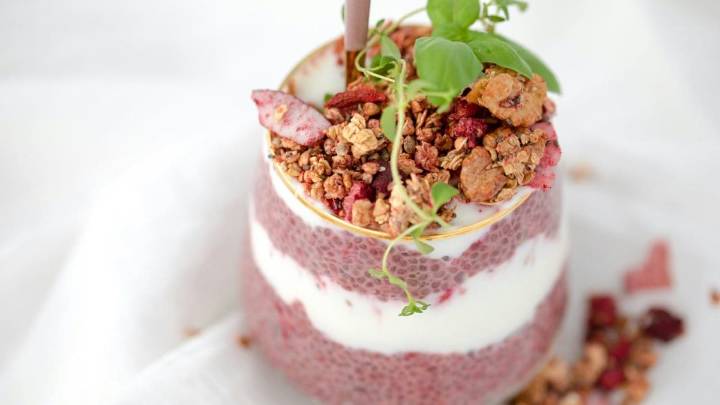 Tired Of Feeling Hungry? This 30-Day Curd and Seeds Breakfast Plan Will Work Wonders