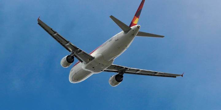 Gobierno instaló Puesto de Mando Unificado por actualización del software de las aeronaves A320