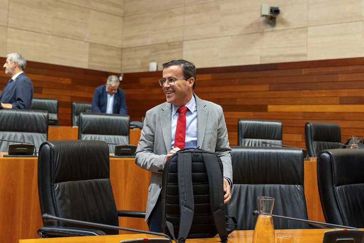 Gallardo quita importancia a los críticos que le pidieron que se apartara de la candidatura por estar procesado: "Es una minoría"