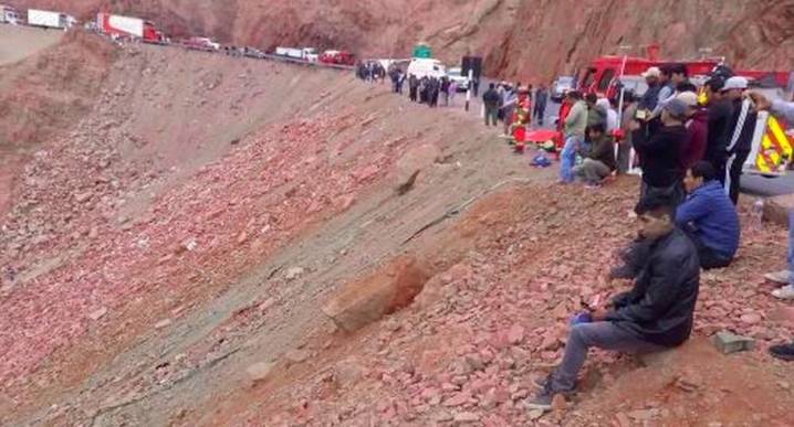 Accidente en Arequipa: bus cae a abismo y deja varios muertos y 26 heridos panamericana sur últimas