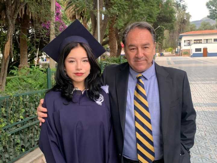 La odisea de un padre que viajó desde Washington por la muerte de su hija, que cayó desde un segundo piso en San Telmo: denuncia un femicidio