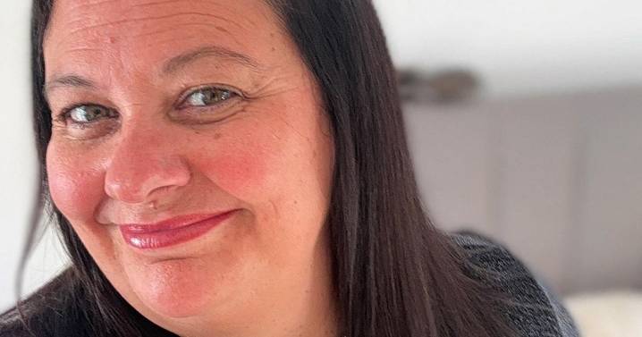 'My gums are in constant pain after dentist destroyed four healthy teeth'