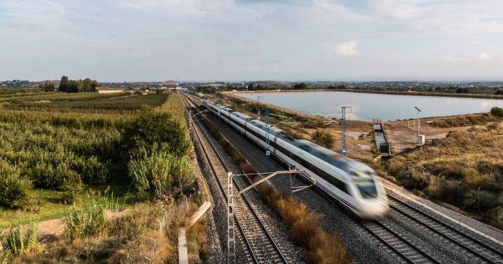 Incredible new £2m high-speed train set to connect two major cities in Spain