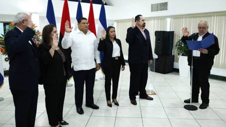 Nicaragua juramenta a cinco nuevos magistrados del Supremo, tres sancionados por EEUU
