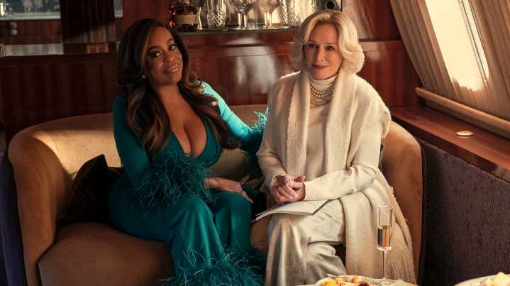 What To Watch Tuesday: All's Fair Prem﻿iere, Squid Game: The Challenge Returns, The Lowdown Finale And More