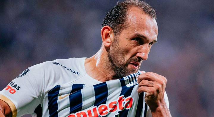 ¡Oficial! Hernán Barcos no seguirá en Alianza Lima tras 5 temporadas