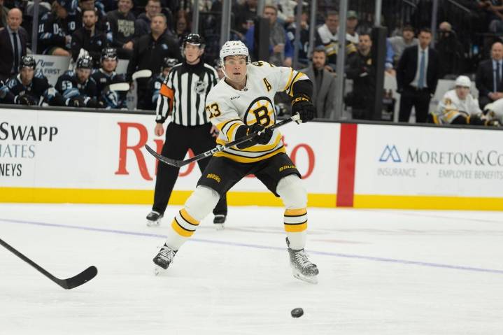 Bruins’ Charlie McAvoy exits game against Canadiens after receiving shot to face