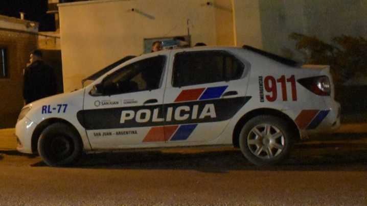 El hombre que le disparó en el pecho a un joven en Rawson, estaba persiguiendo a unos ladrones