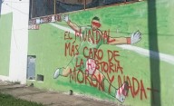 Vandalizan murales de La Scaloneta con mensajes contra Tapia por los polémicos arbitrajes