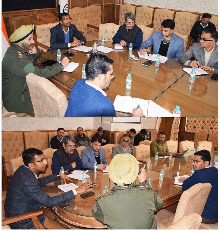 Div Com Kashmir reviews arrangements for Nagar Kirtan in Srinagar