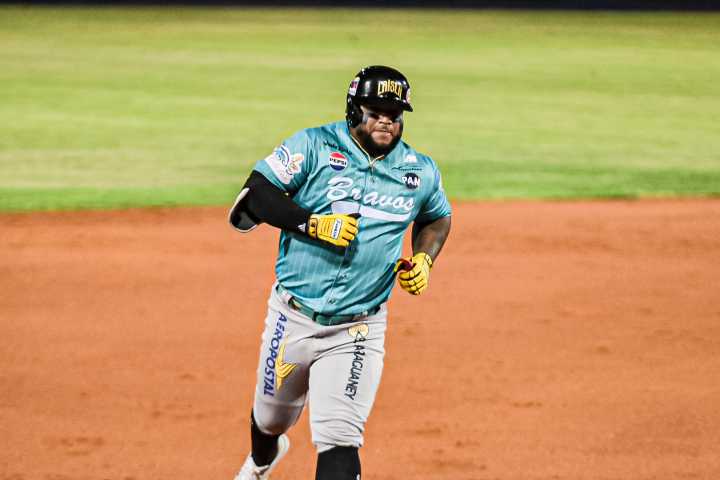 Wilson García truena con 3 jonrones y pasar a formar parte de una exclusiva lista [+VIDEO]