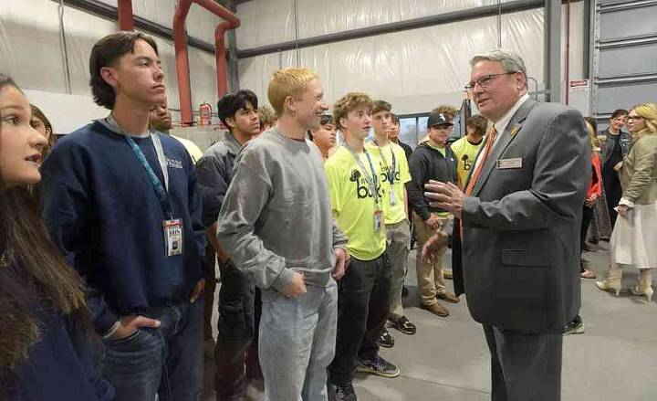 New partnership awards 10 Bentonville Ignite students with full-ride scholarships to a university in Kansas
