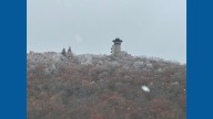 Flurries fall in Blairsville and Brasstown Bald