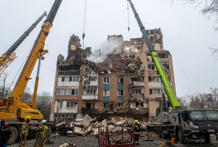 Trump planea con Putin exigir a Zelenski que entregue un tercio de Ucrania al invasor ruso