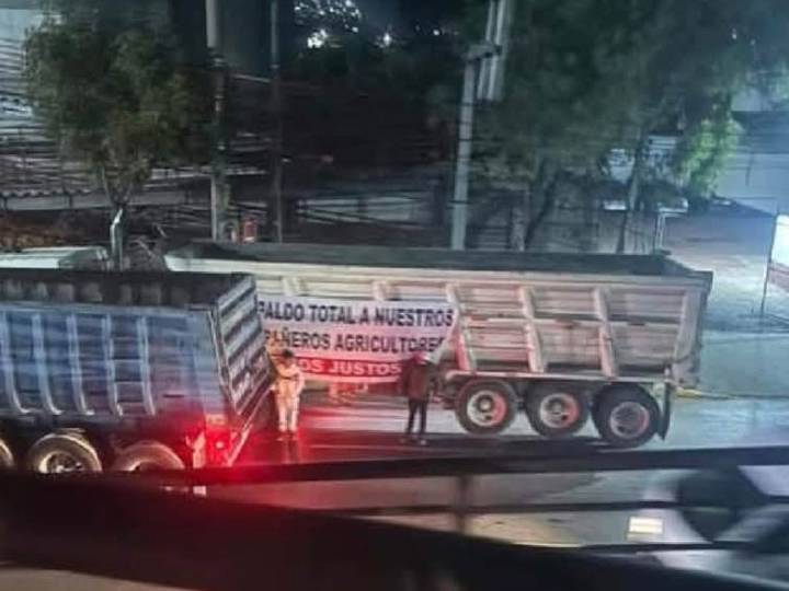 Inicia megabloqueo de transportistas y campesinos que desquiciará CDMX y estados